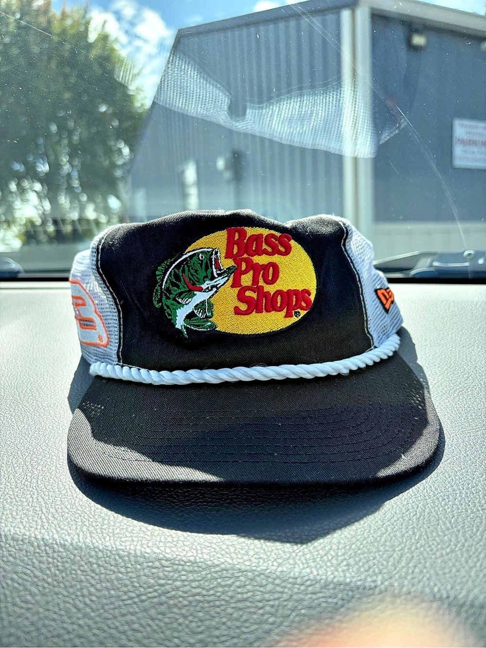 Bass Pro Shops x New Era trucker hat Black & White Trucker Hat